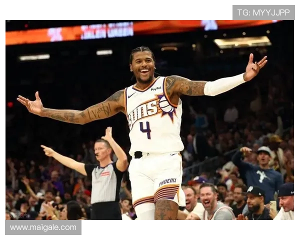 今日杰伦格林首秀爆发狂砍29分 布克24+6+7率太阳成功击败快船